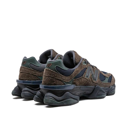 NB 9060 Dark Earth